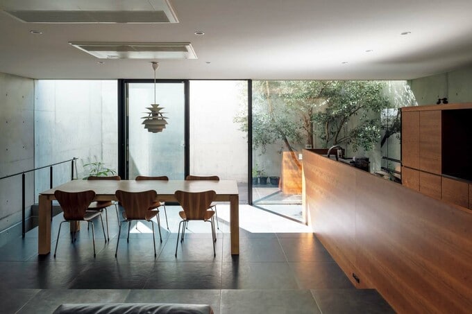 LDKと南側テラスの壁・床は同じ素材で統一