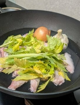 朝がつらい原因は“鉄分不足”かも。3児の母・医師がつくり続ける「最強の鉄分スープ」を紹介