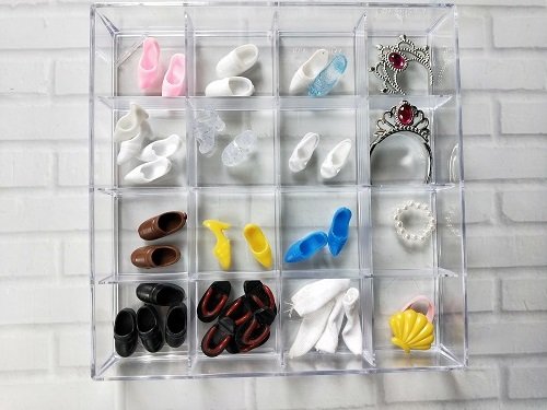 ネジなどの収納には16分割ケース