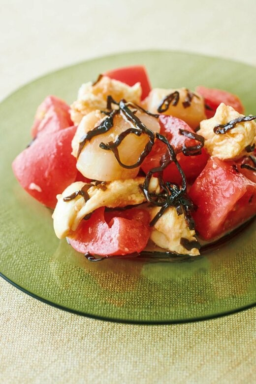 トマトとホタテの塩昆布あえ