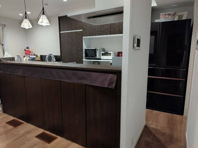 アイランド風ペニンシュラキッチン