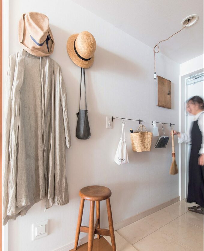 玄関での必要グッズ