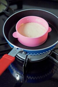 かんたん厚めのパンケーキモールド (口径9×高さ3.5cm)