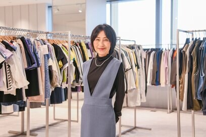 60代はGUの「ワンピース」がいい。全身7560円の細見えコーデ