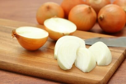 「おいしいタマネギの食べ方・選び方」。新タマネギのチェックポイント、涙が出なくなるコツとは