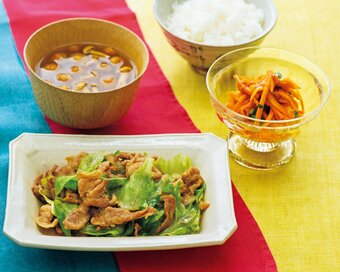 やせレシピと簡単運動でダイエット！水曜は豚肉とレタスのショウガ焼き献立