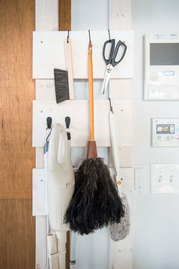 掃除用具をつっぱり棒に