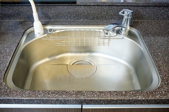 汚れのないキッチンのシンク