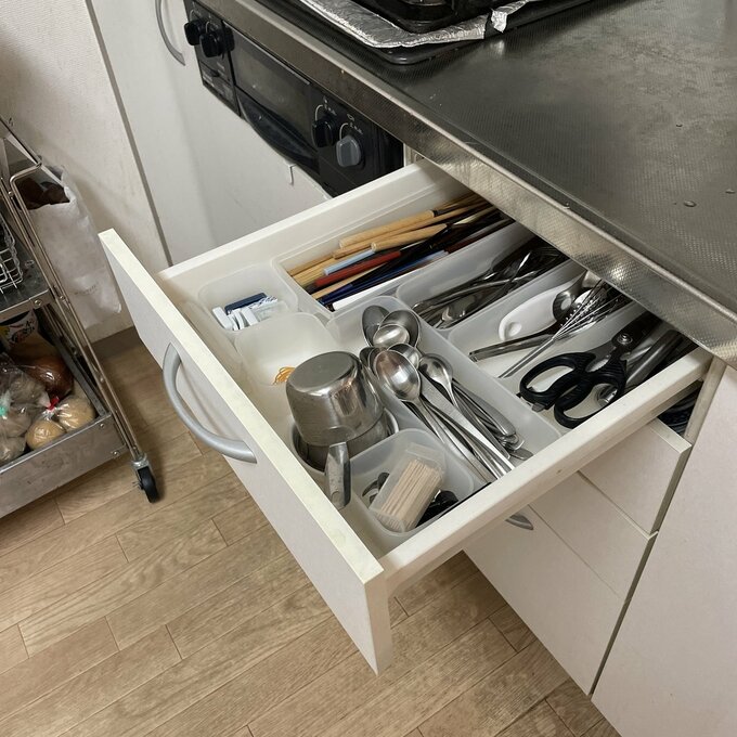 カトラリー収納