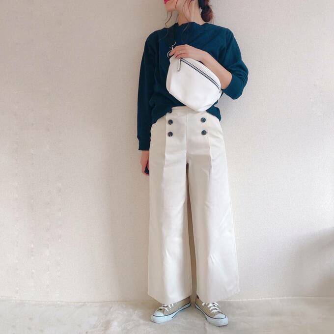 スウェット合わせも今年らしくてかわいい