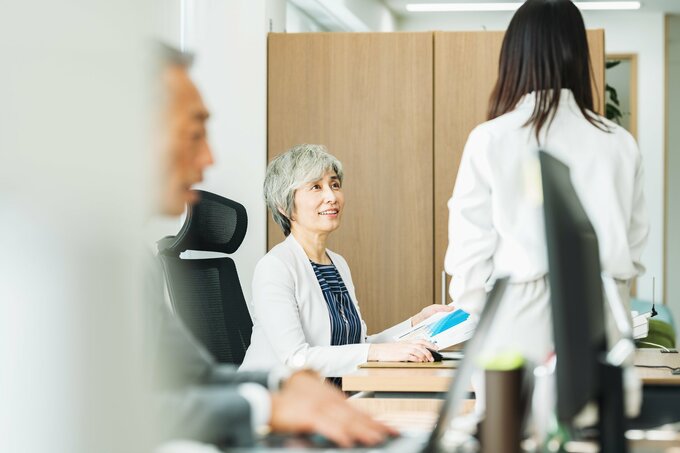 働く女性