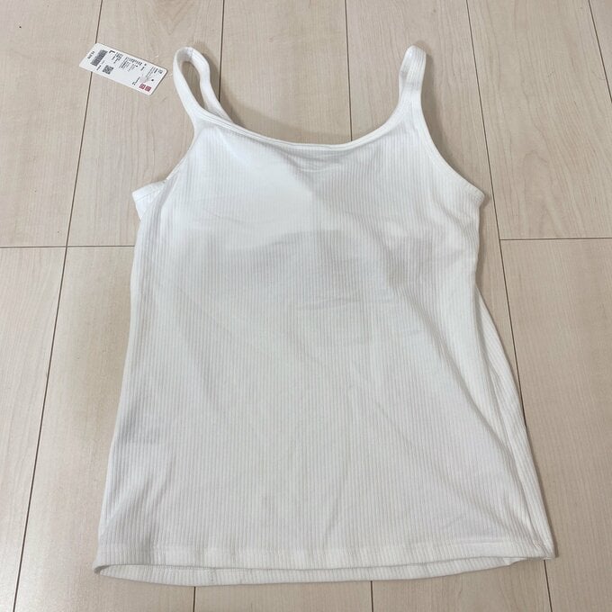 スクエアネック