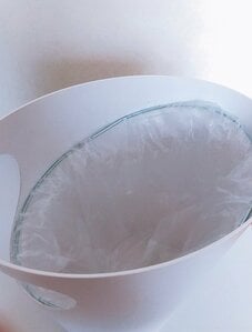 ビニールが外にはみだすことがなく、見た目がスッキリ