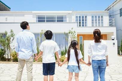 38歳夫婦、3人の子育て中で貯蓄ほぼなし。頭金なしの住宅購入は無謀？