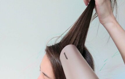 ペタンコ老け髪がふんわりとよみがえる！効果絶大のドライヤーテク