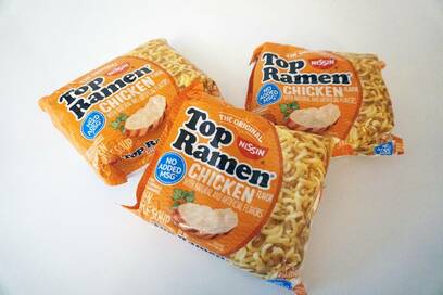 ベーコンエッグのせインスタントラーメンが意外なウマさ！アメリカで人気