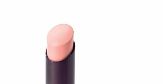 マスクの老け顔を防止するコンシーラー。この色が絶妙！