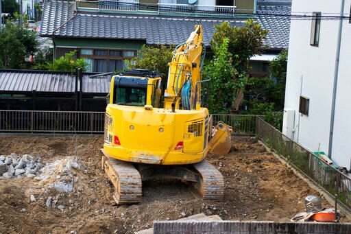 敷地の掘削工事
