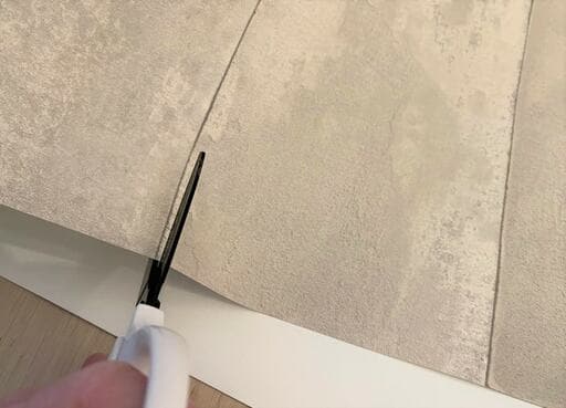 壁紙を使用するサイズに切る