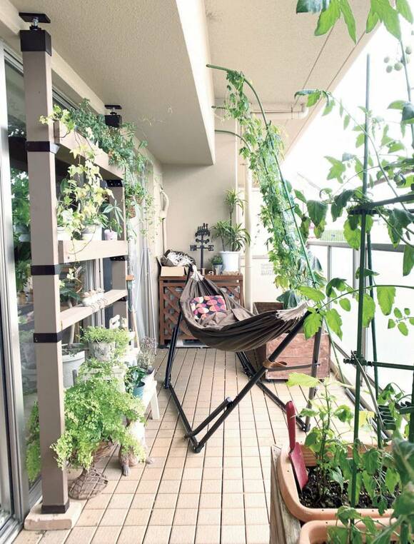 ベランダにハンモック