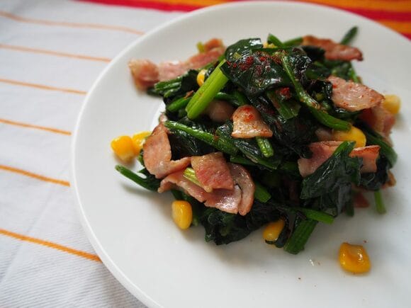 お皿に盛りつけ、完成!