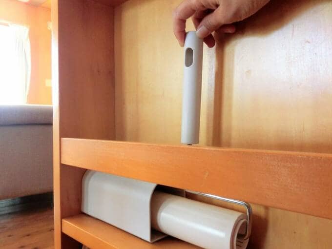 カーペットクリーナーはケースを固定