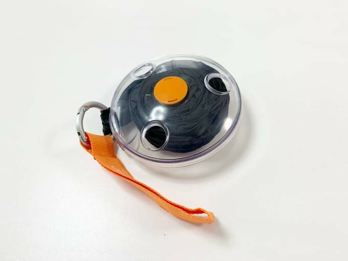 オレンジのストラップ