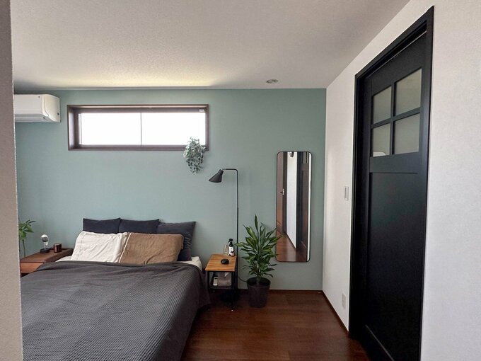 寝室のアクセントクロス