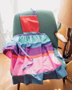 着なくなったワンピースはエプロンにリメイク