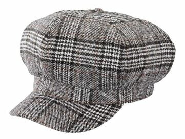 わずか1490円！GUの帽子がコーデの「なんだかものたりない」を解決