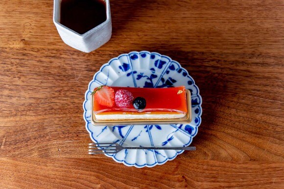 ベリーのレアチーズケーキ