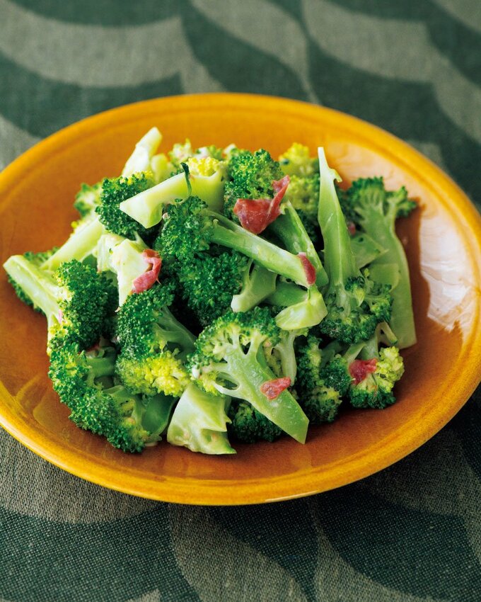 ブロッコリーの梅マヨサラダ