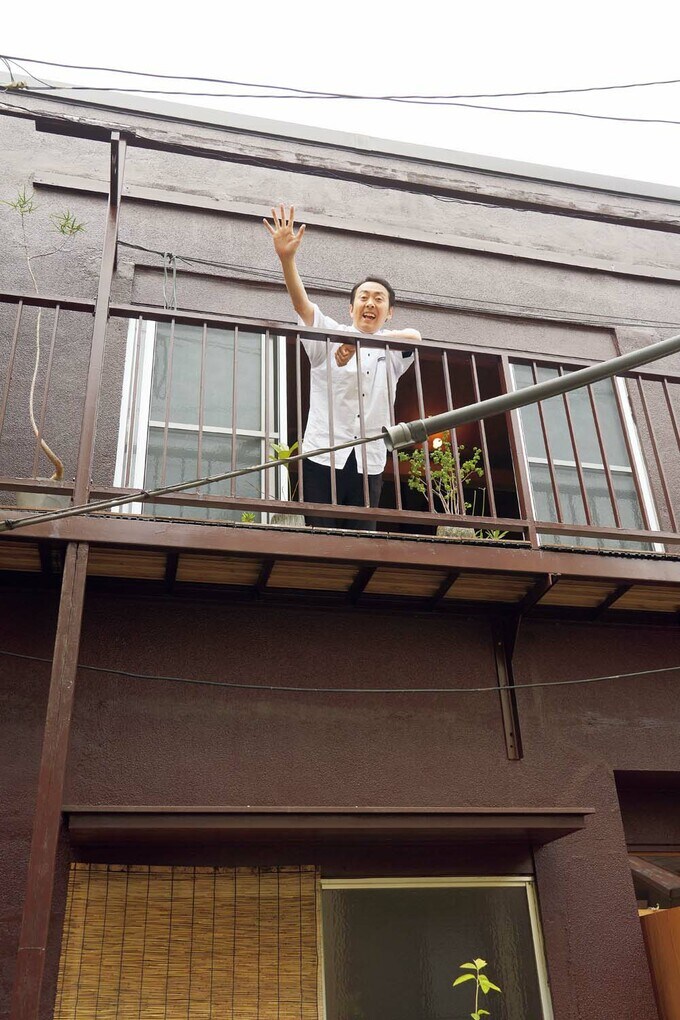長屋のバルコニー