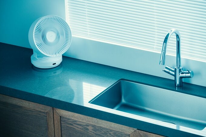 「STREAM 1800F(ホワイト)」