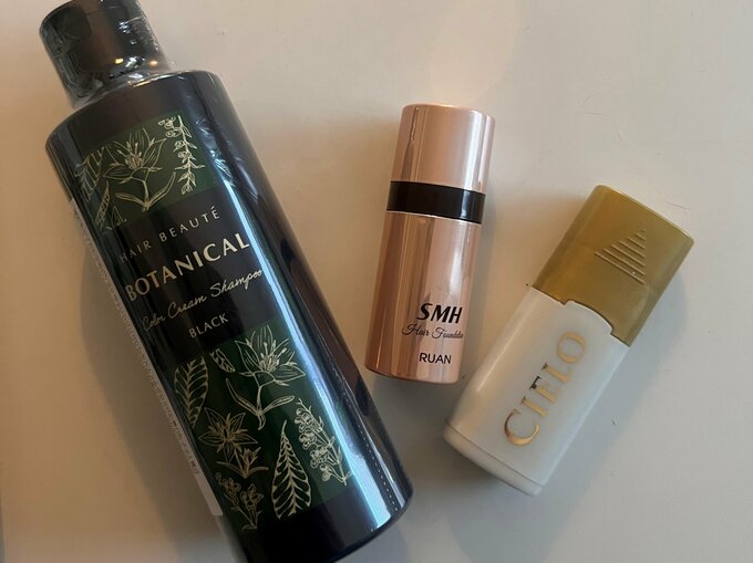 シャンプーと白髪隠しファンデーション