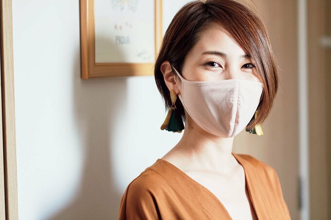マスク女性