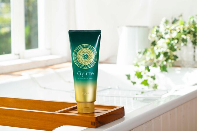 浴槽の淵に「Gyutto」が置いてある