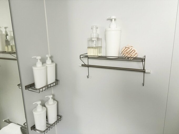 バーに乗せるタイプのステンレスシェルフ