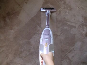 60代、見直してよかった「もの選びの基準」。服やバッグ、掃除機、鍋も「軽い」のが今の気分