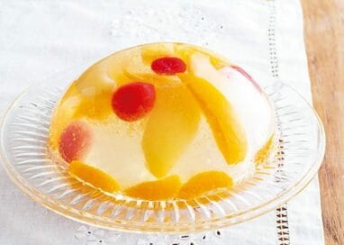 フルーツ缶づめを固めて簡単！ボウル1つでできる映えゼリー