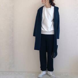 GUのリブワイドパンツは、ウエストゴムでラクちんおしゃれ