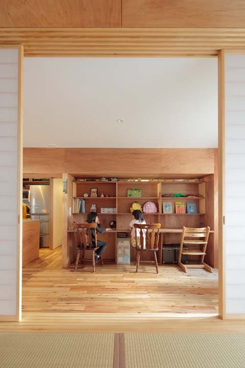 デスクコーナー