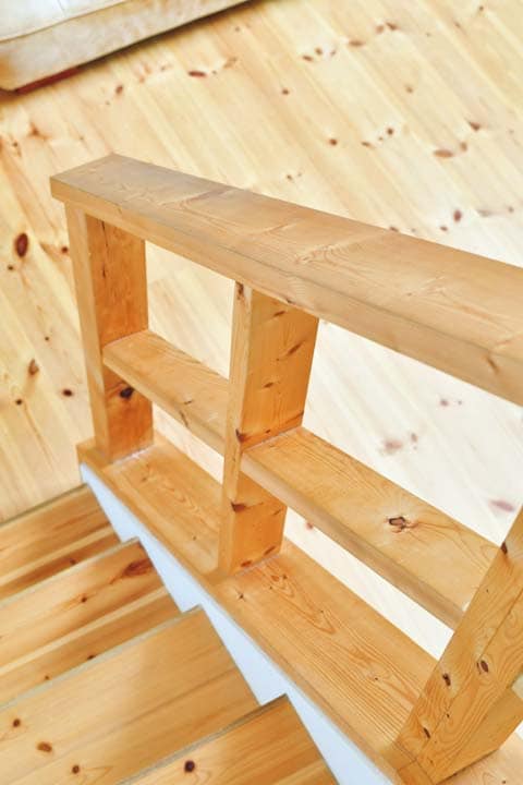 2×4材の手すり