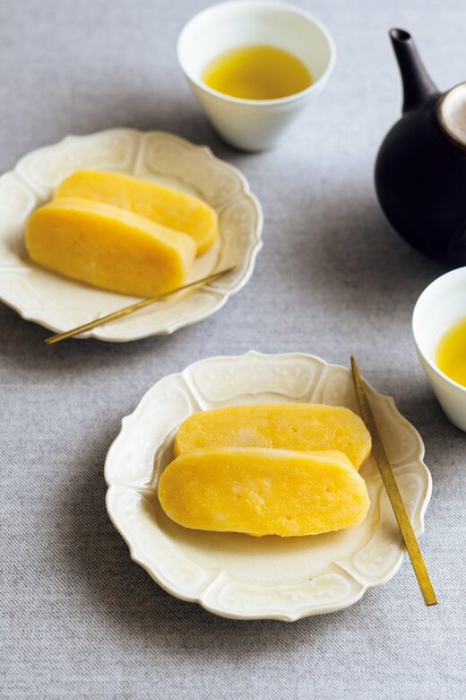 秋田名物の郷土菓子バターもち