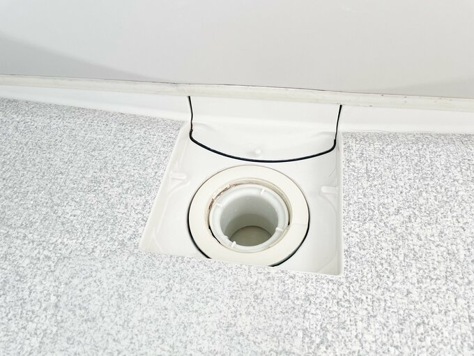 ヘアキャッチャーをはずした排水口