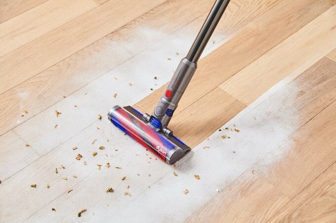 汚れを掃除機でとてもきれいにとる