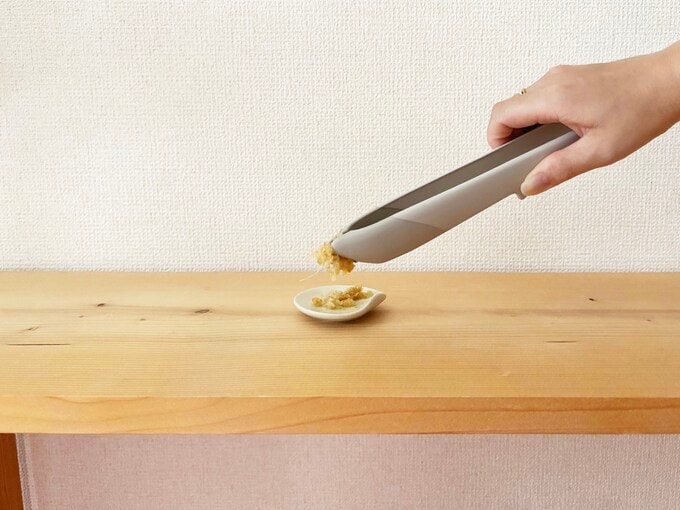 マーナ「つかみやすいトング