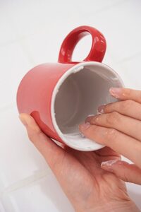 カップについた茶シブに塗って軽くこすればきれいに