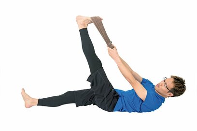 むくんだ足が1分でスッキリするストレッチ。寝る前も効果あり