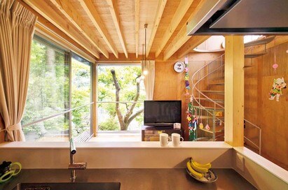 【二世帯住宅事例】互いの視線が気にならない。建物を「分離して、つなぐ」で快適に